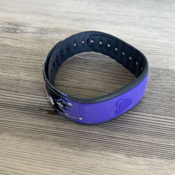 2015 Disney Villain Magic Band - Not linked - For Collection Purposes Only - Picture 6 of 7